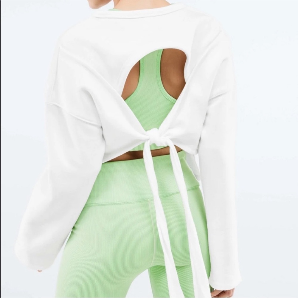 Fabletics Cropped Pullover